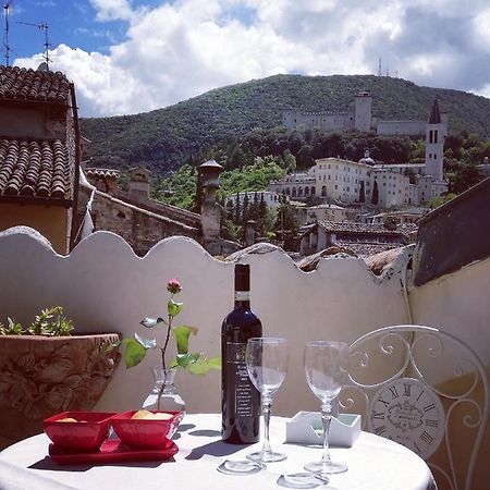 Sotto I Tetti Del Borgo Apartment Сполето Екстериор снимка