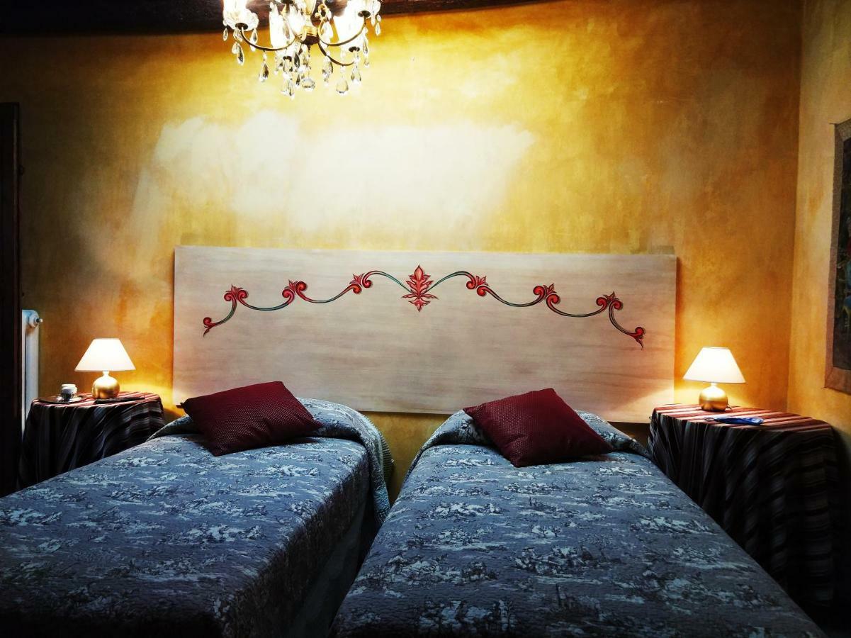 Sotto I Tetti Del Borgo Apartment Сполето Екстериор снимка