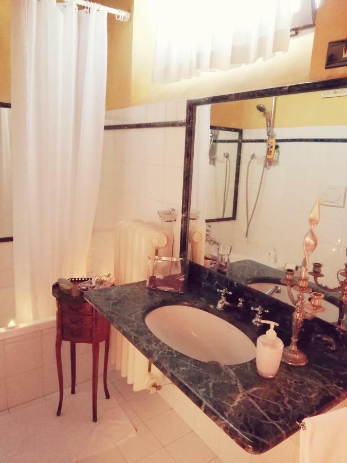 Sotto I Tetti Del Borgo Apartment Сполето Екстериор снимка